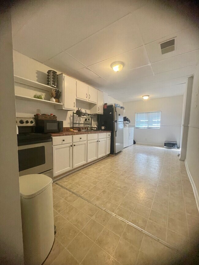 Foto del edificio - 1749 13th Ave S