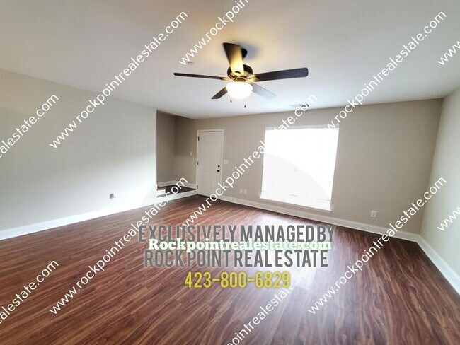 Building Photo - Beautiful East Brainerd Condo!