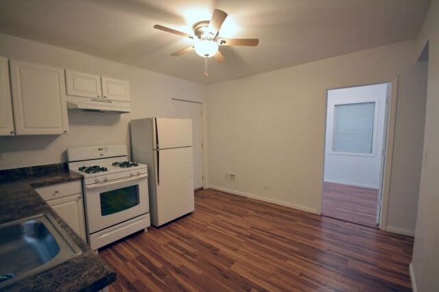 Building Photo - 2505 N Clybourn Ave