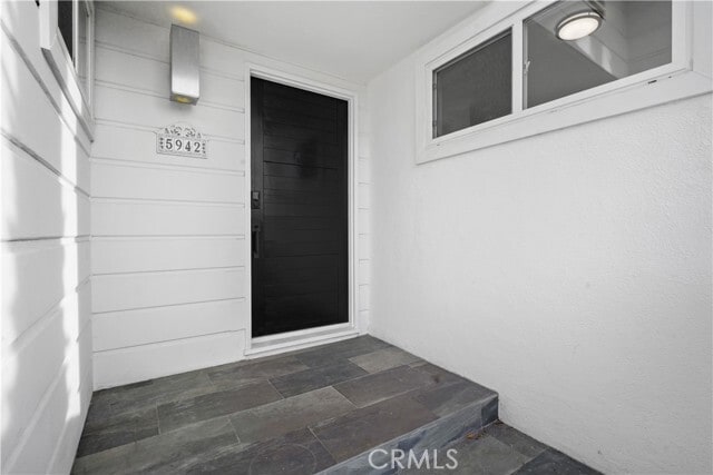 Building Photo - 5942 Graves Ave