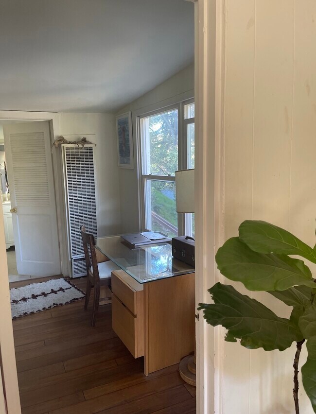 Foto del edificio - 1279 Oakwood Dr