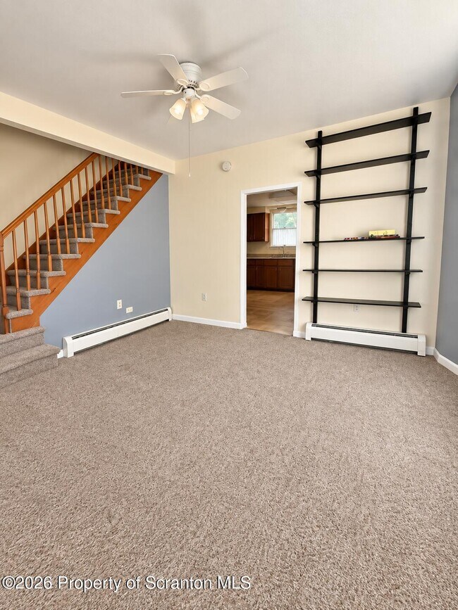 Building Photo - 1533 Ross Ave