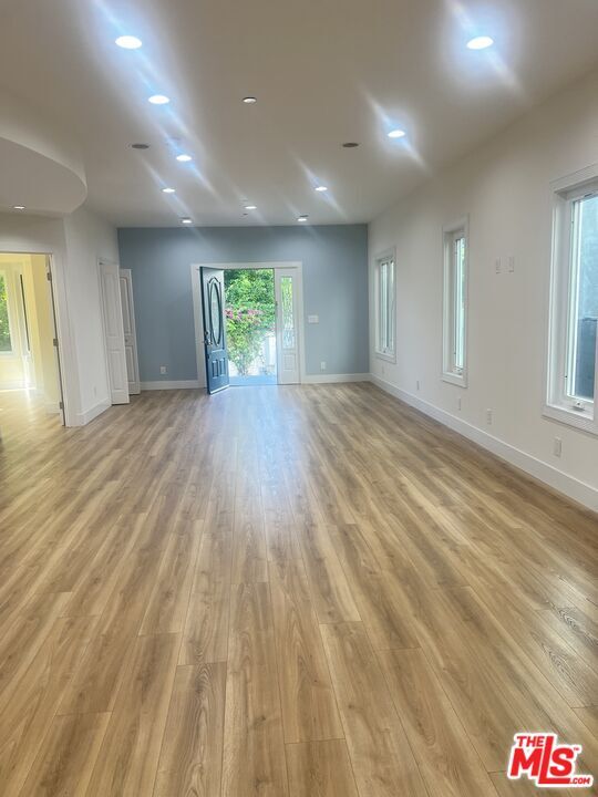 Foto del edificio - 2343 Ocean View Ave