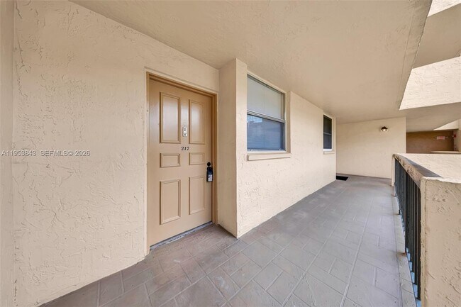 Foto del edificio - 3801 Environ Blvd