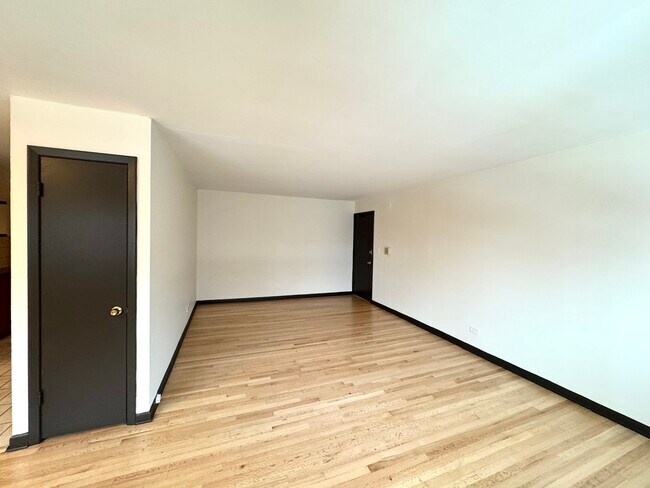 Foto del edificio - 424 Elgin Ave