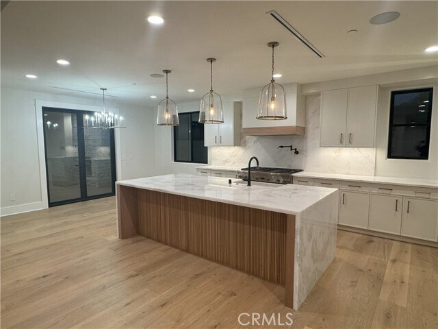 Foto del edificio - 3312 Kenilworth Dr