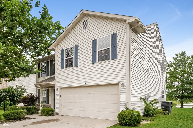 Foto del edificio - 1903 Windy Hl Ln