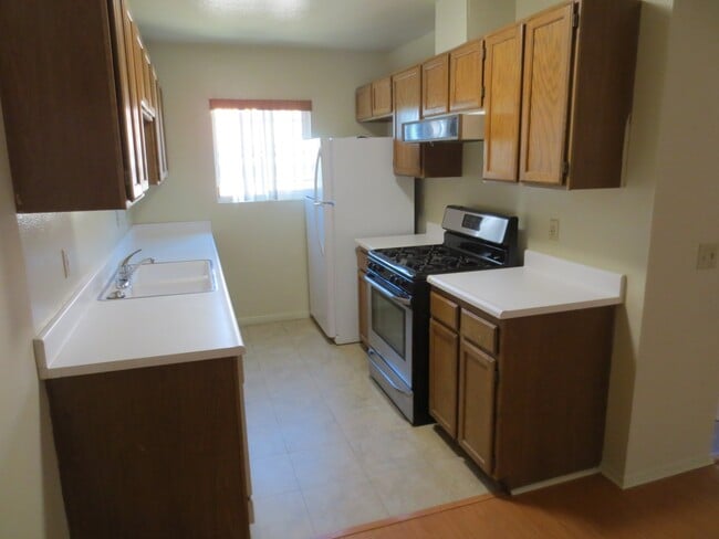 Foto del edificio - 10611 Moorpark St