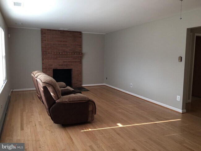 Foto del edificio - 3305 West Ox Rd