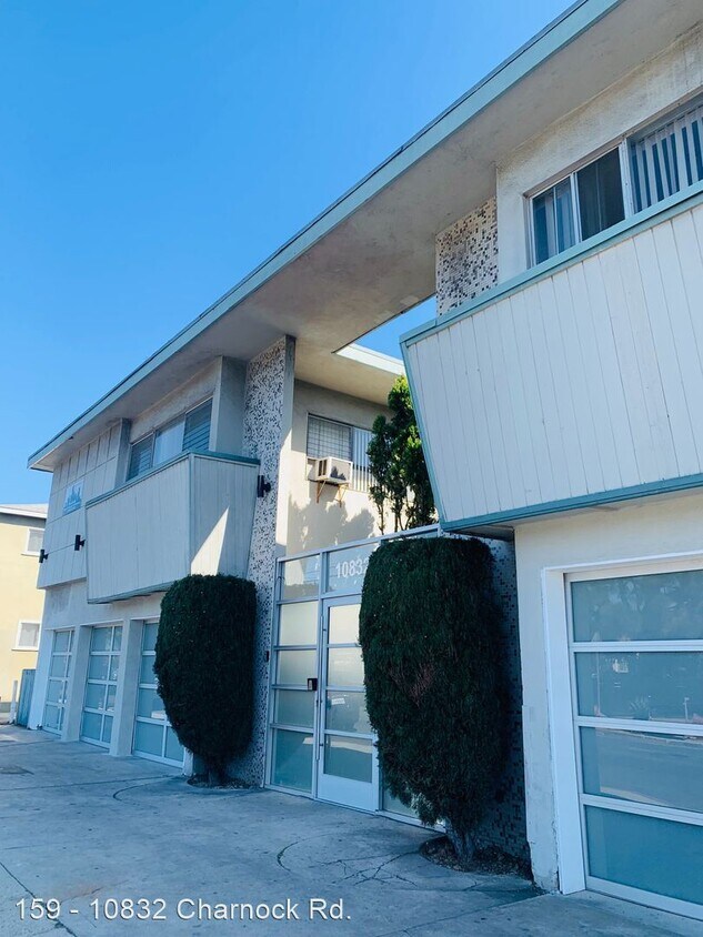 Foto principal - 10832 Charnock Rd