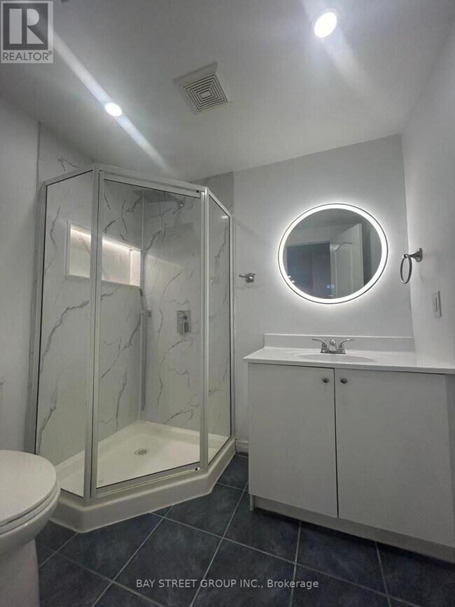 Photo du bâtiment - 255 Stonebridge Dr