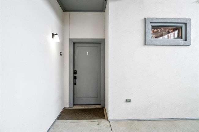 Building Photo - 908 Nueces St