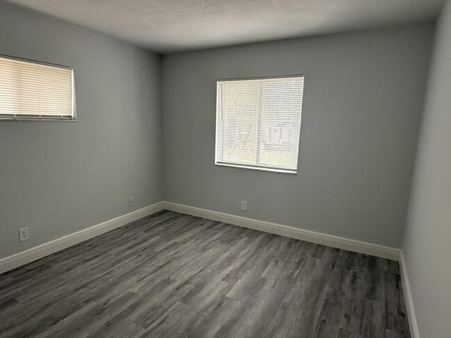 Building Photo - 3525 Avenue J