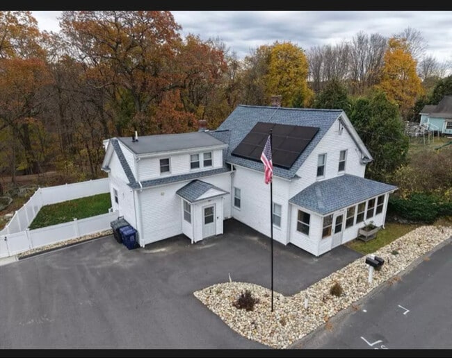 Building Photo - 35 Honora Ave