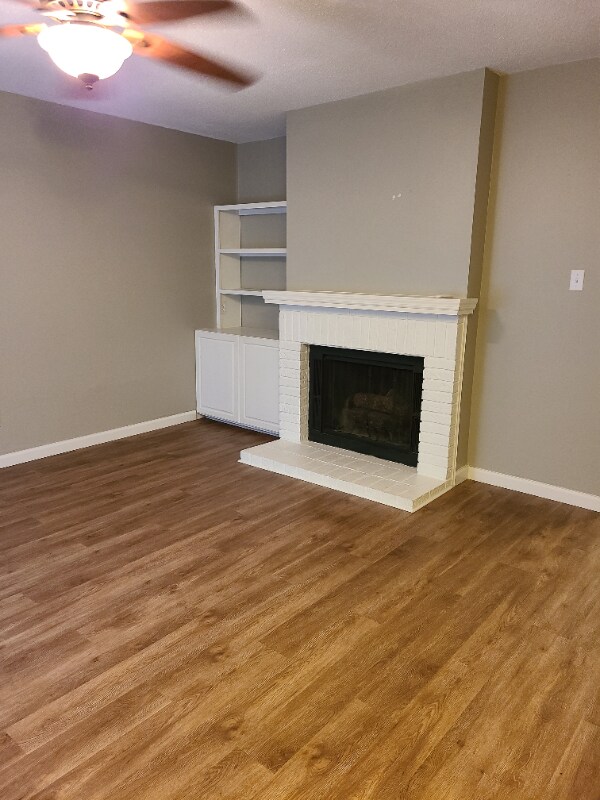 Foto del edificio - 132 Durwood Rd