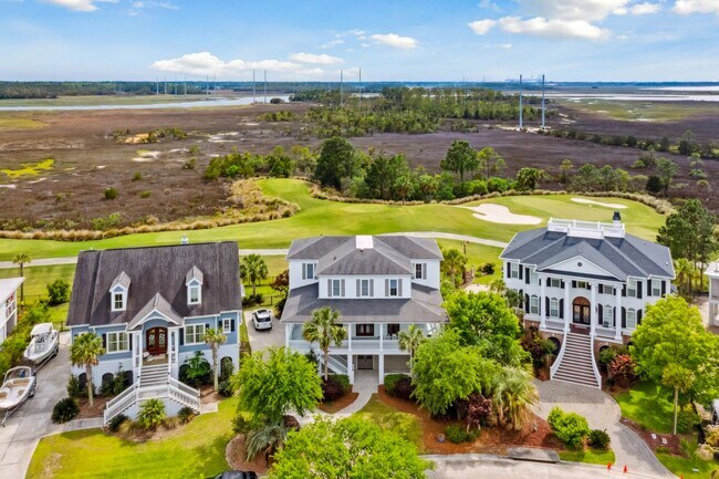 Building Photo - Gorgeous Rivertowne Four Bedroom House on ...