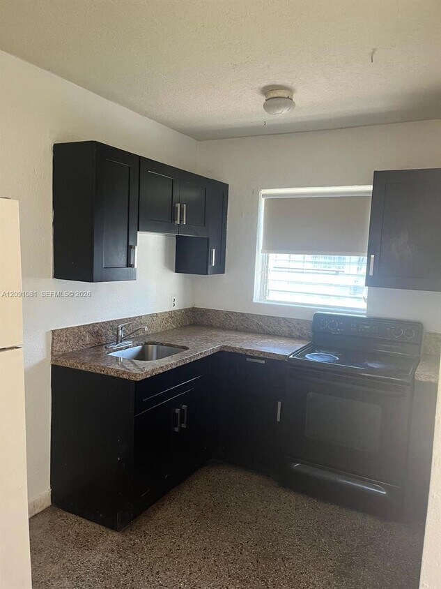 Foto del edificio - 3180 NW 19th Ave