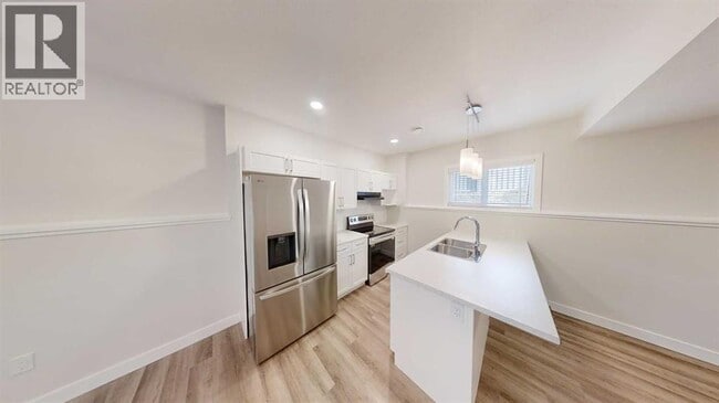 Building Photo - 13401-13105 105 St