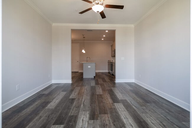 Building Photo - 312 Daxton Pl