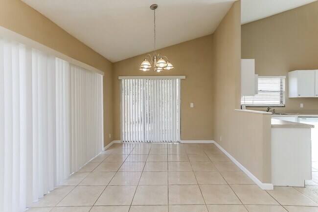 Foto del edificio - 80 Baytree Cir