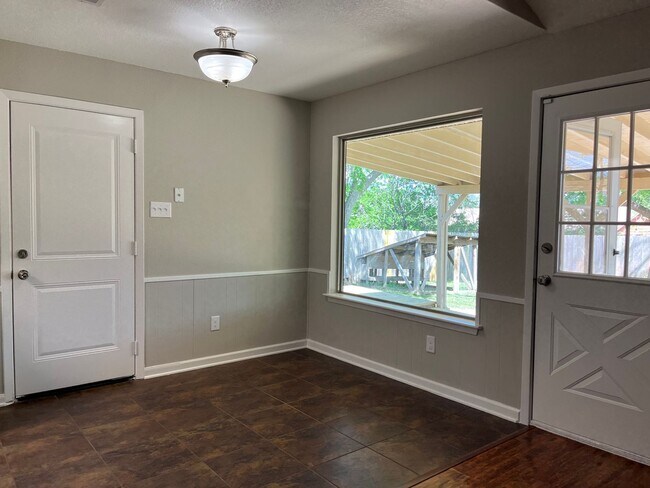 Foto del edificio - Great 3/2, Perfect Location