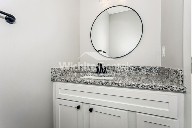 Foto del edificio - 1342-1342 S 143rd St E