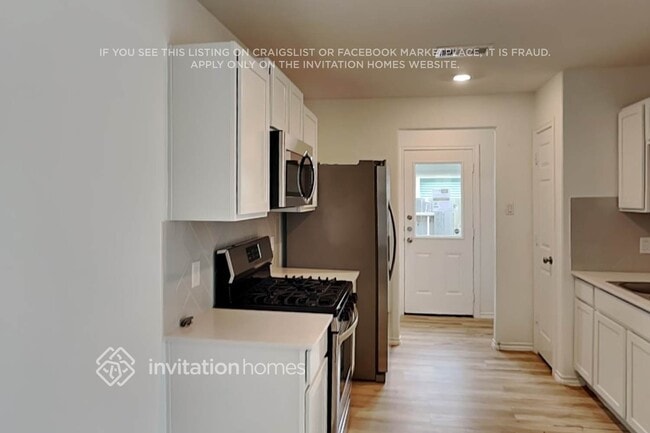 Building Photo - 18727 Faustina Way