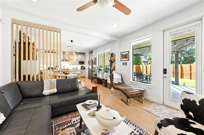 Foto del edificio - 3111 Corbin Ln