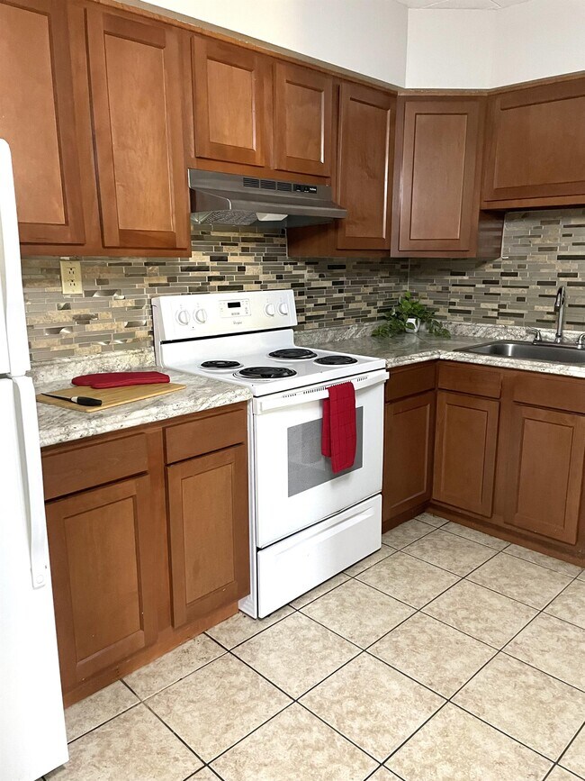 1009 Glass Run Rd Unit 100906, Baldwin, PA 15236 Room for Rent in Baldwin, PA