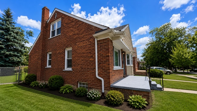 Building Photo - Completely Renovated 3-Bedroom Home for Lease - Call (313)429-3244