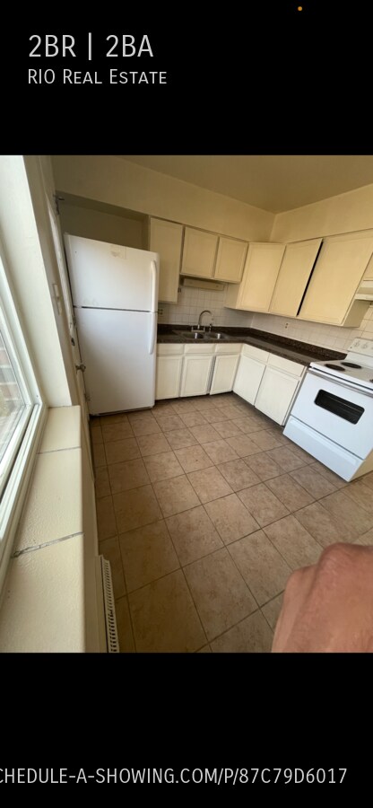 Foto del edificio - 2 Bedroom Townhome close to Sloan's Lake
