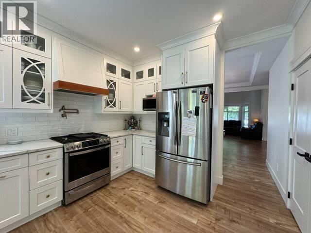 Photo du bâtiment - 23888-2117B 117b Ave