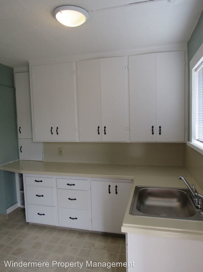 4383 Rock Rd, Sumas, WA 98295 House Rental in Sumas, WA