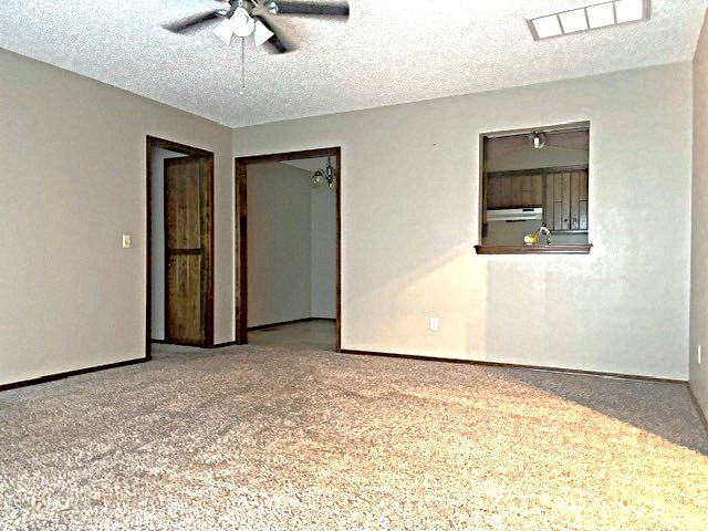 Foto del edificio - 2411 SW 90th St