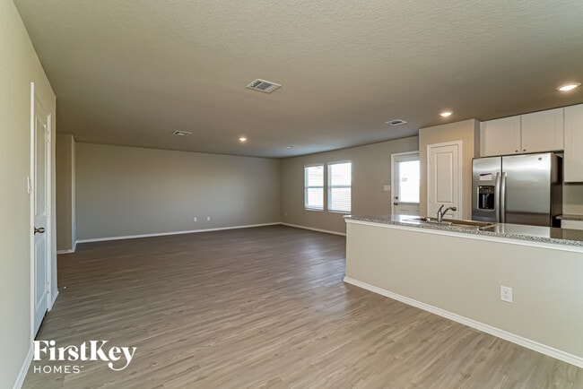 Foto del edificio - 10707 Prusiner Dr