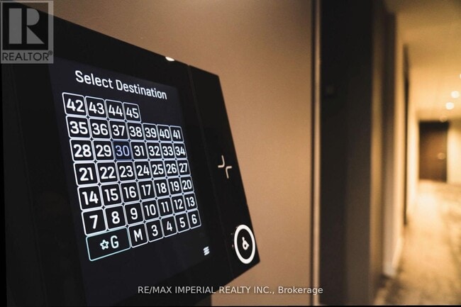 Building Photo - 15 Lower Jarvis St