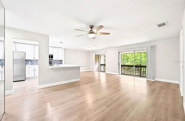 Building Photo - Tuscany Place, a GATED COMMUNITY in  Tuskawilla –  Winter Springs’ most desirable areas!   CALL S...