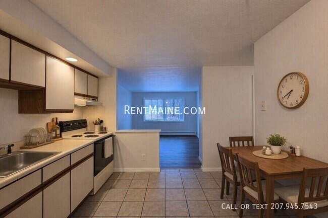 Foto del edificio - 20 Tall Pines Dr