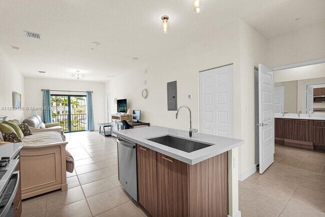 Foto del edificio - 8301 NW 41st St