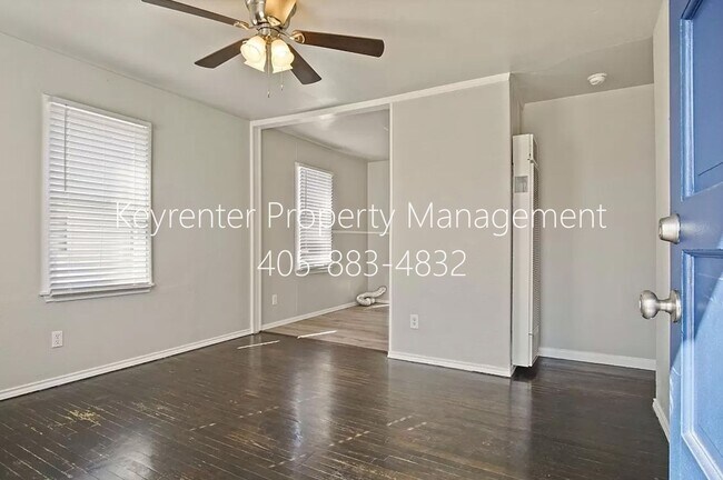 Foto del edificio - 3937 SW 27th Pl
