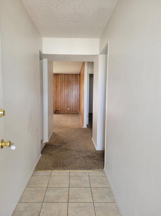 Foto del edificio - 7716 Iroquois Dr