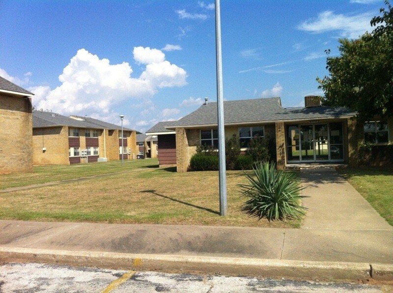 1100 S Byrd St Unit 34, Tishomingo, OK 73460 Apartments in Tishomingo