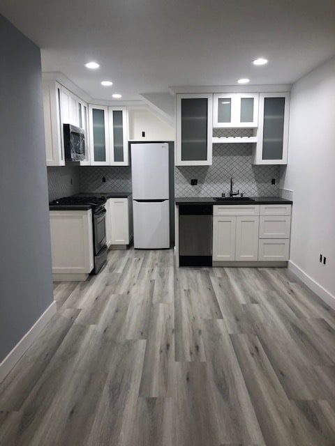 Building Photo - 214 42nd St