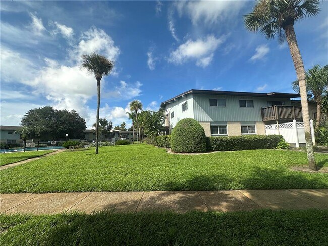 Building Photo - 1695 Lee Rd