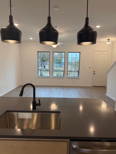 Foto del edificio - 636 Big Bend Dr