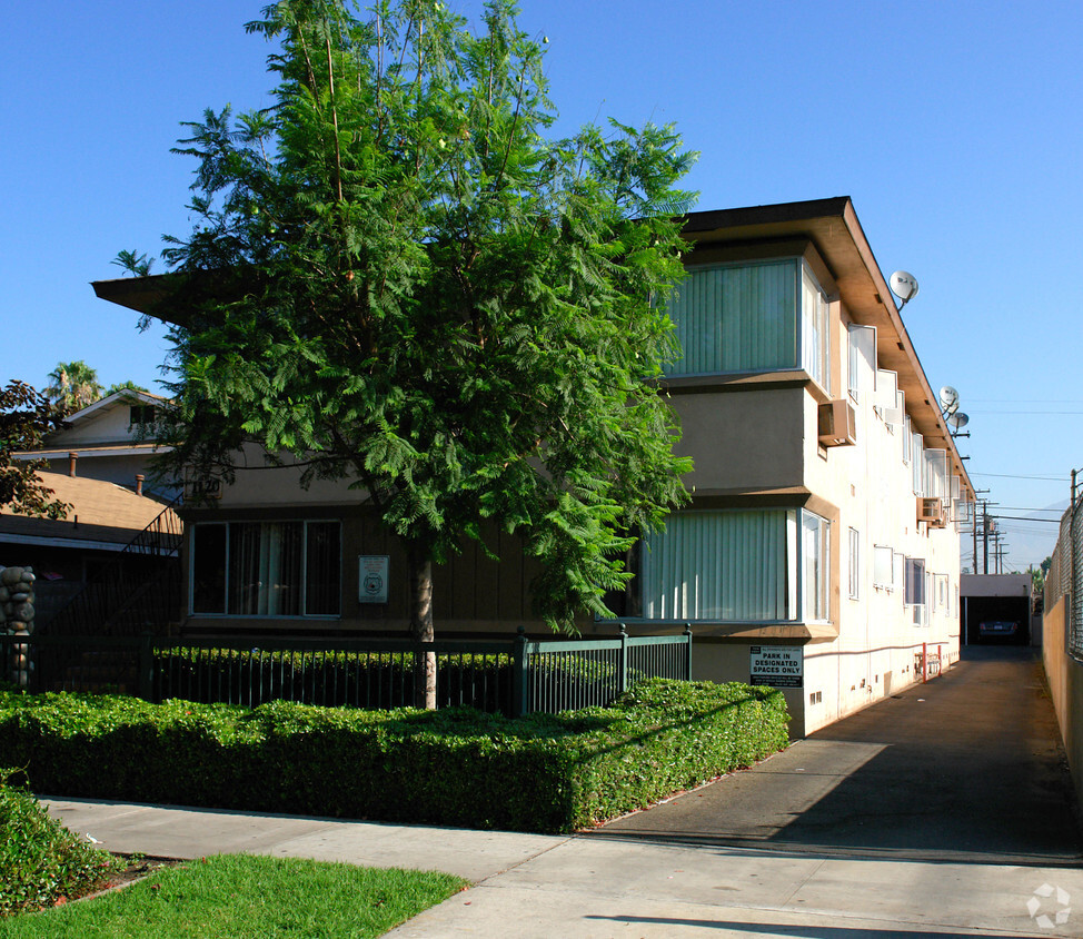 Building Photo - 1120 W Stoneridge Ct