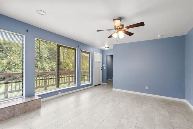 Foto del edificio - 7316 Overton St