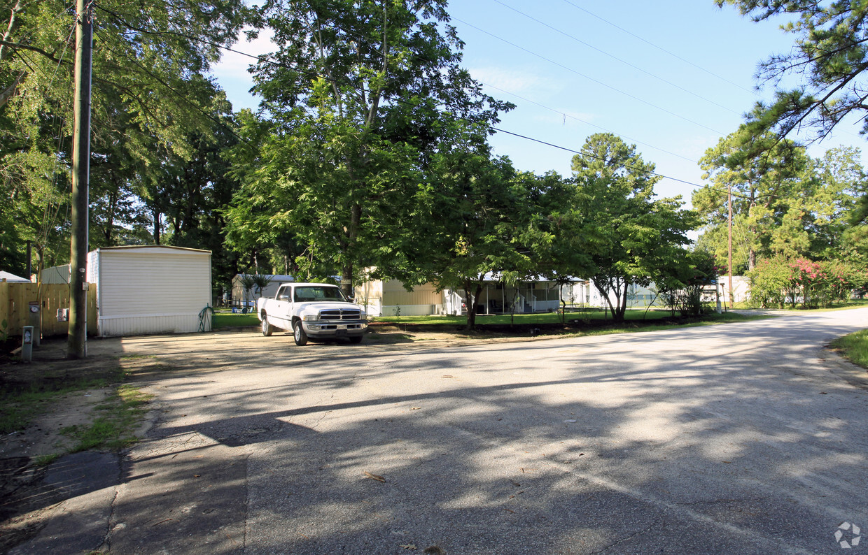 Building Photo - Cotton Hill Mobile Home Park