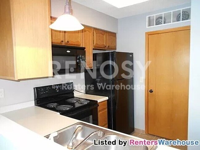 Foto del edificio - 24 Elton Ridge Ct NW