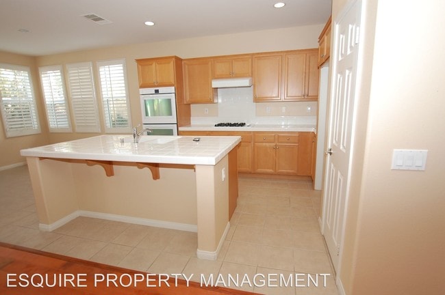 Building Photo - 3 br, 2.5 bath House - 13659 SWIFT RUN ST